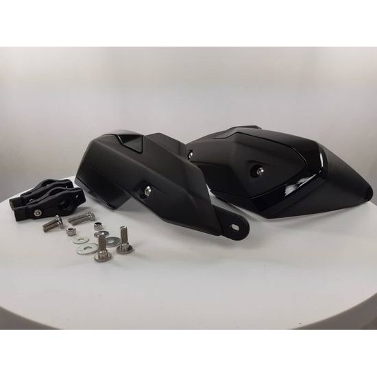 Kryty CFMOTO / komplet včetně montážní sady