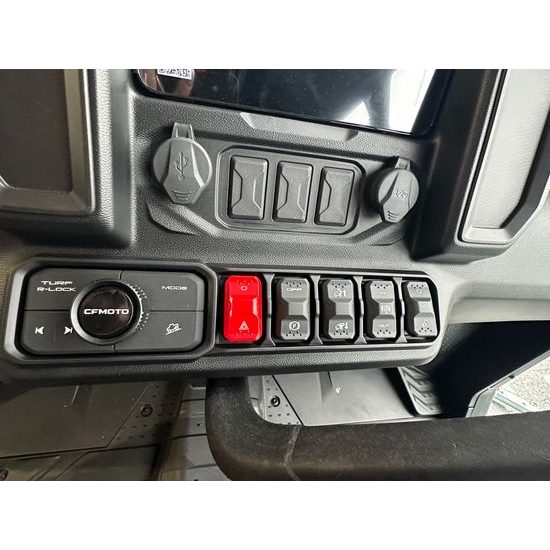 GLADIATOR UTV 1000 XL - Forest green / SKLADEM IHNED K ODVOZU