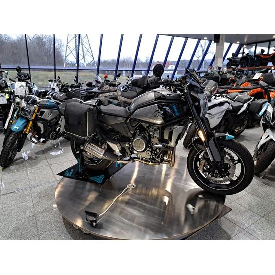 Box na nářadí i s montážní sadou - 450MT, 700MT, 800MT, 800MT-X