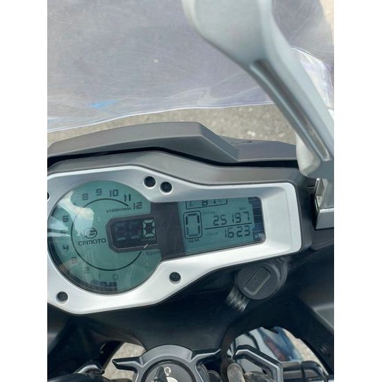 CF MOTO 650 MT