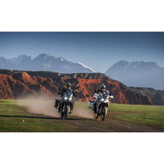 CFMOTO 700MT Adventure - Nebula White - Bílá metalická matná - 2 kusy IHNED K ODBĚRU!