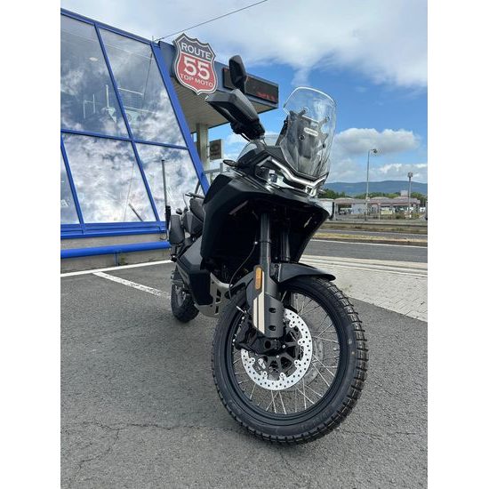 CFMOTO 800MT-X / Nebula Black IHNED K ODBĚRU s nízkým blatníkem