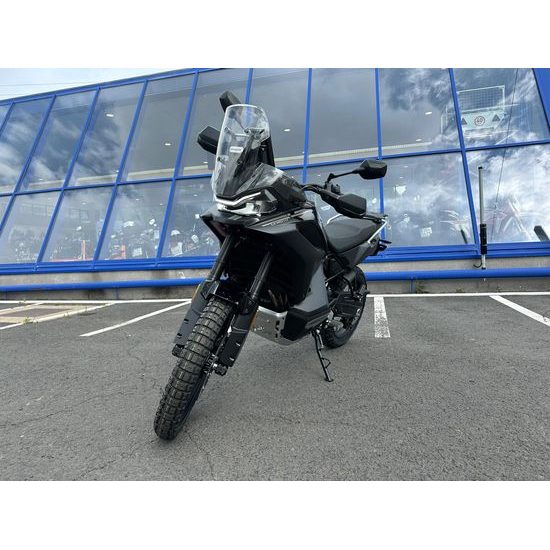 CFMOTO 800MT-X / Nebula Black IHNED K ODBĚRU s nízkým blatníkem