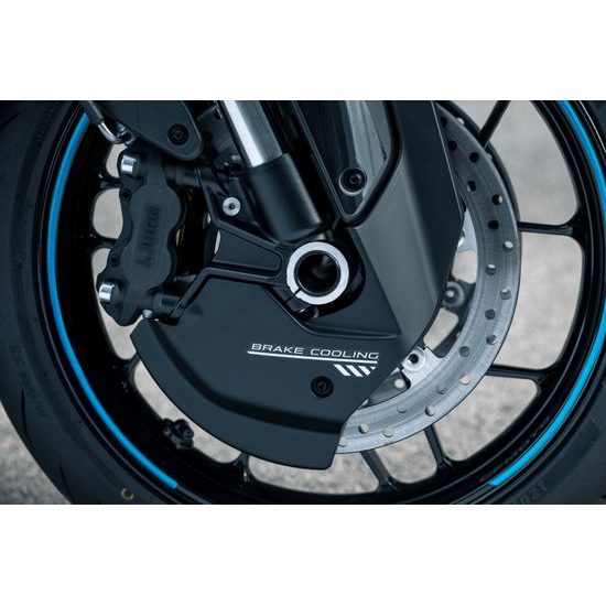 CFMOTO 675NK - Tundra Grey - Šedá pastelová Bílá metalická 2 kusy ihned k odvozu ! Všechno příslušenství ihned skladem a můžeme Vám ho ihned namontovat .