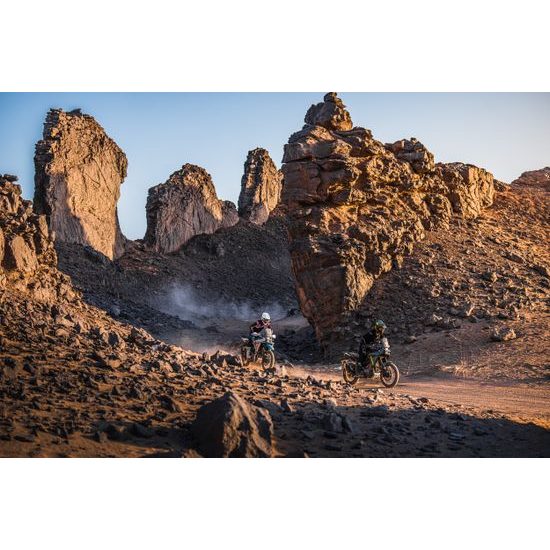 CFMOTO 450MT-RX - Tundra Grey / Šedá model 2025 + DÁREK ,2 KUSY IHNED K ODVOZU !