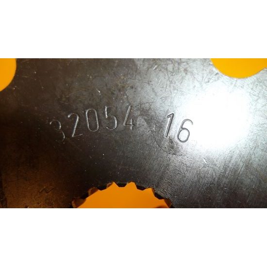 Kolečko 16 zubů, ocel, 520, (5/8x1/4)