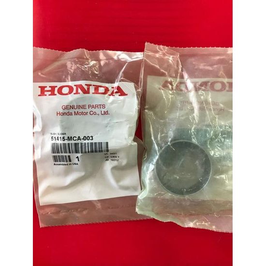 Originální pouzdro přední vidlice Honda 51415-mca-003/ 1 PÁR