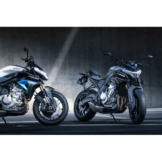 CFMOTO 675NK - Tundra Grey - Šedá pastelová Bílá metalická 2 kusy ihned k odvozu ! Všechno příslušenství ihned skladem a můžeme Vám ho ihned namontovat .