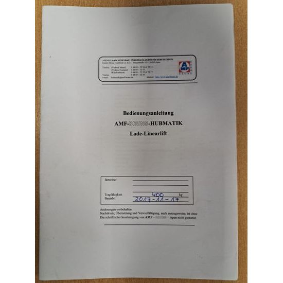 Hydraulická nakládací/ nákladová plošina pro vozíčkáře