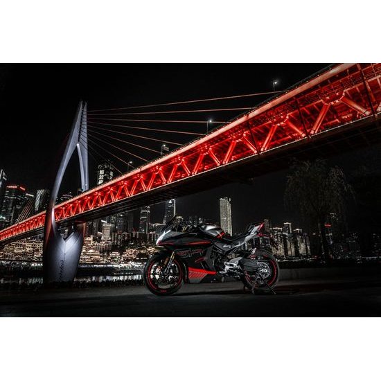 CFMOTO 450SR - Nebula Black model 2025 2 kusy IHNED K ODBĚRU !