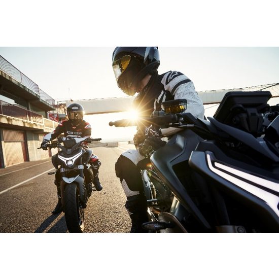 CFMOTO 800NK Advanced EUR5 / Zircon Black - Černá matná