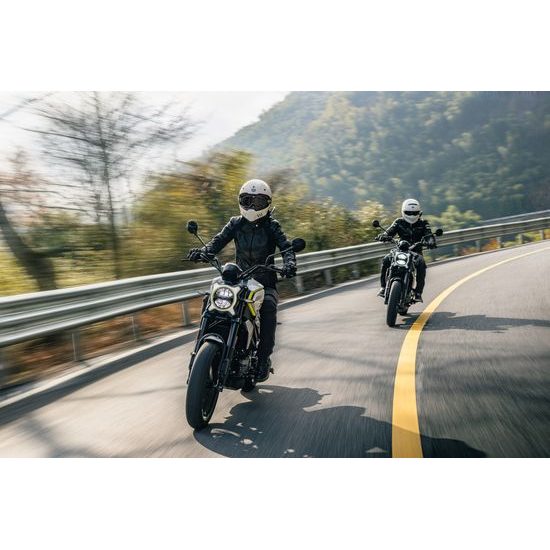 CFMOTO 300CL-X - Starlight Black / Černá Bílá metalická