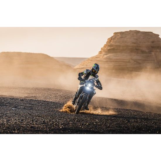 CFMOTO 450MT-R, Tundra Grey / Šedá model 2025 + DÁREK 2 kusy IHNED K ODBĚRU ! Všechno příslušenství ihned skladem a můžeme Vám ho ihned namontovat .