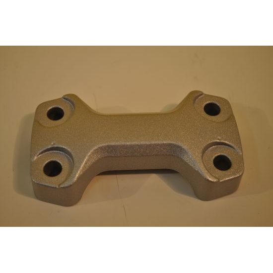 Vrchní držák na řídítka pro HONDA CB600F 02-06