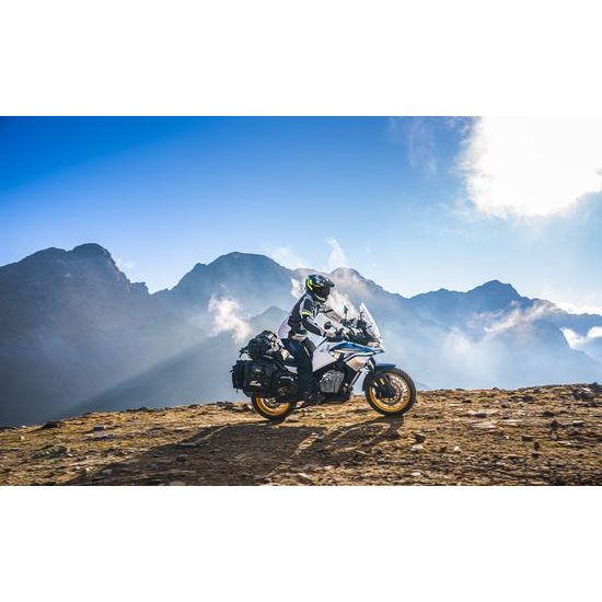 CFMOTO 800MT EXPLORE - Bílá + DÁREK