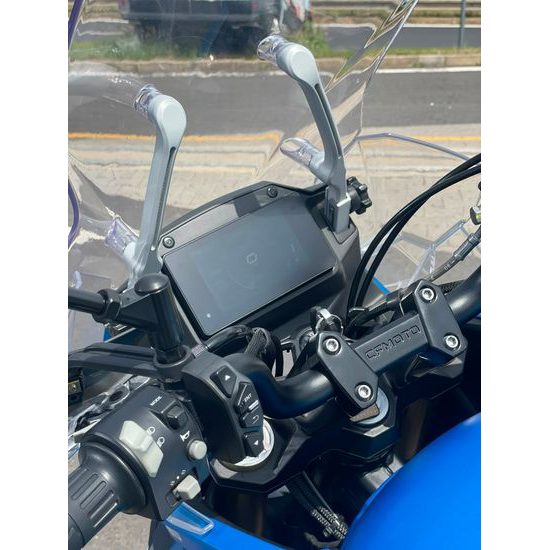 CF MOTO 650 MT