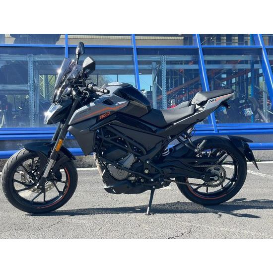 CF MOTO NK 300