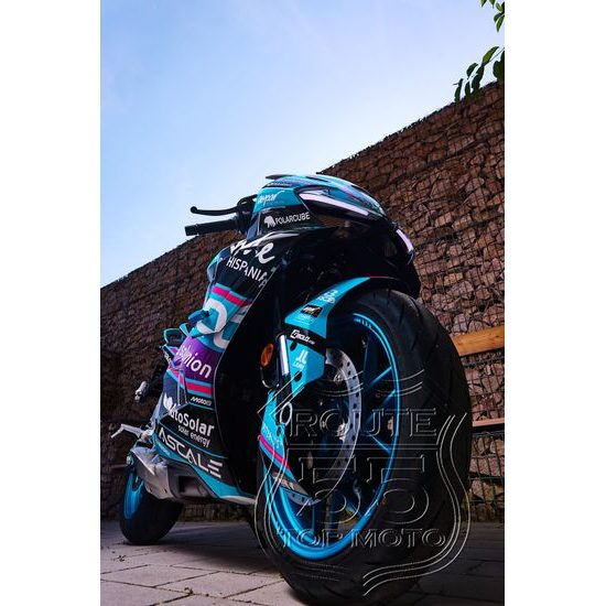 CFMOTO 675SR-R - LIMITED EDITION . Limitovaná edice 25 kusů . 3 kusy ihned k odběru na prodejně v Teplicích .