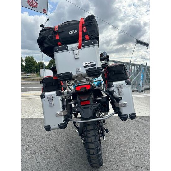 CFMOTO 800MT-X / Zephyr Blue 1 KUS IHNED K ODBĚRU s nízkým blatníkem