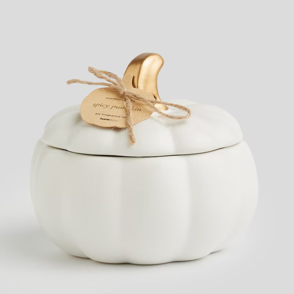 Fotografie HOME & YOU Vonná svíčka dýně "Spicy Pumpkin" - bílá