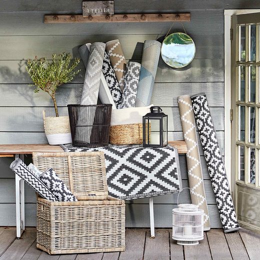 000000001000338261-4