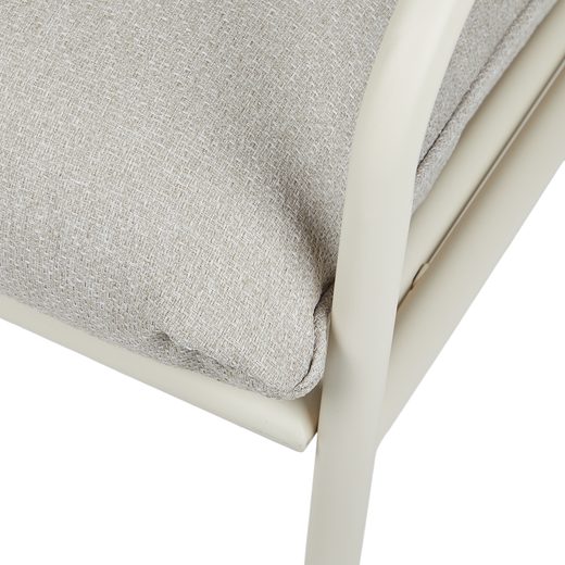 000000001000484677-8