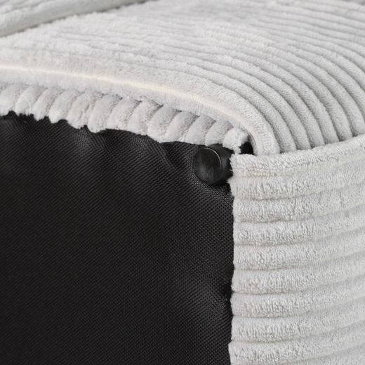 TOTEM SEDÁK MANŠESTROVÝ S ÚLOŽNÝM PROSTOREM - SV. ŠEDÁ