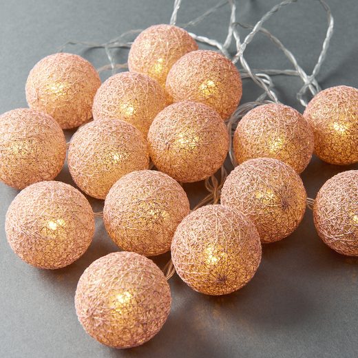 000000001000365675-1