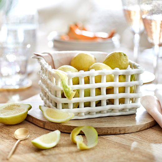 000000001000404215-1