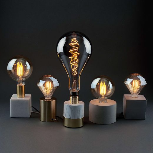 000000001000360366-1