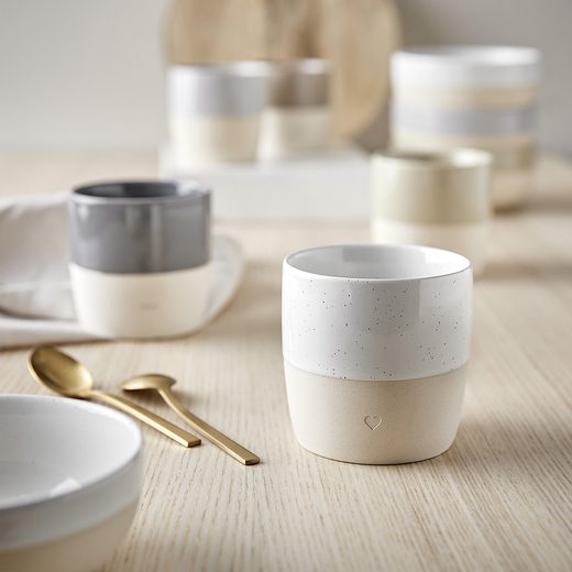 000000001000379996-1