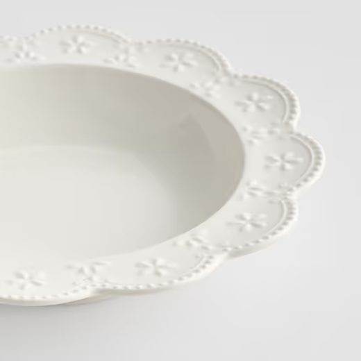 HOME & YOU TALÍŘ HLUBOKÝ KVĚTINOVÁ KRAJKA 23 CM - BÍLÁ