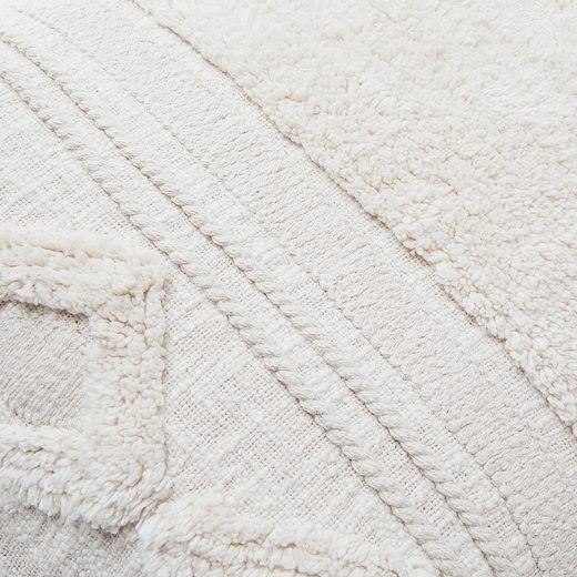 000000001000399382-6