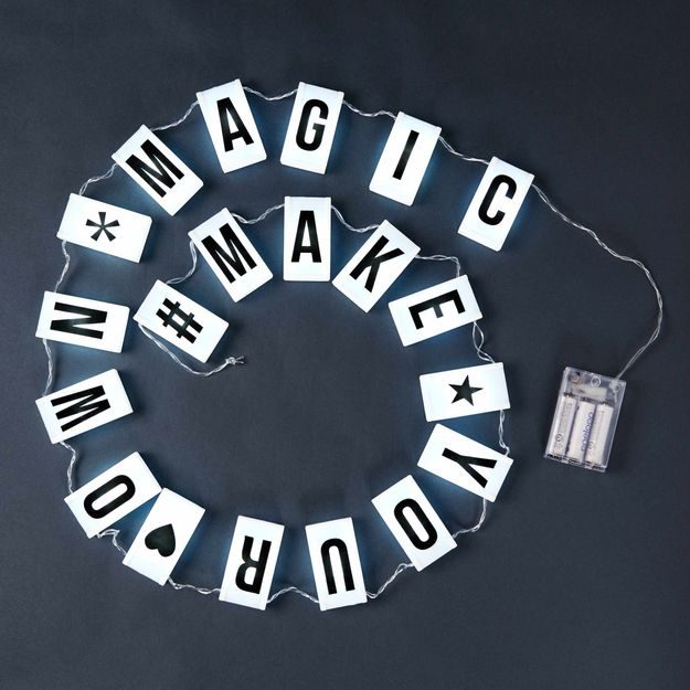 BLOCKBUSTER SVĚTELNÝ ŘETĚZ