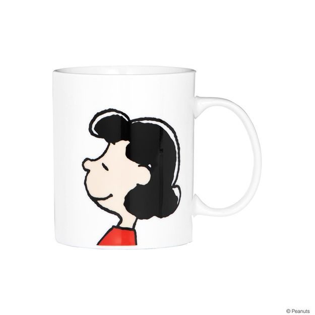 PEANUTS HRNEK LUCY