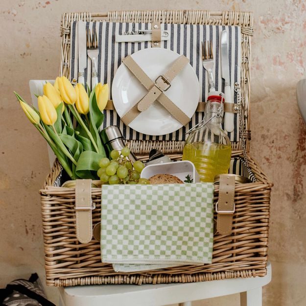 A DAY IN THE PARK PIKNIK KOŠ PRO 2 OSOBY