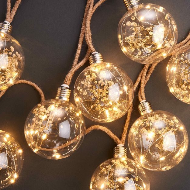 BULB LIGHTS SVĚTELNÝ ŘETĚZ SE SUŠENÝMI KVĚTINAMI 8 SVĚTEL