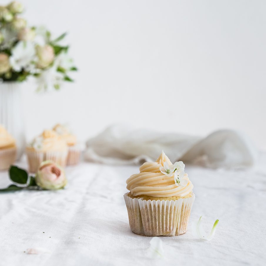 Citrónové cupcaky s máslovým krémem | Butlers.cz