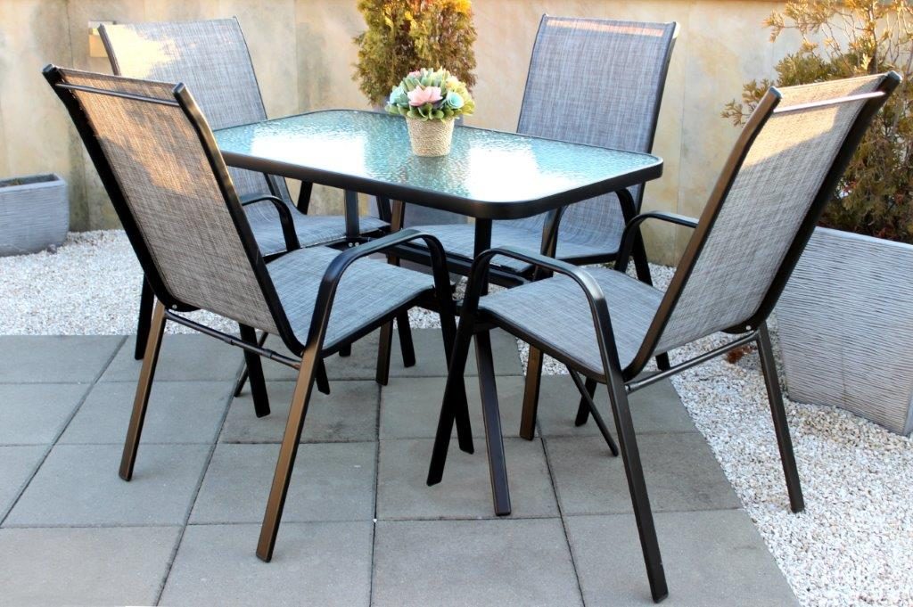 Zahradní sestava Neo, 4 židle + stůl s otvorem na slunečník - Zahradní set  nábytku – pohovky, křesla i stoly v jednom stylu - PrimaŽidle.cz