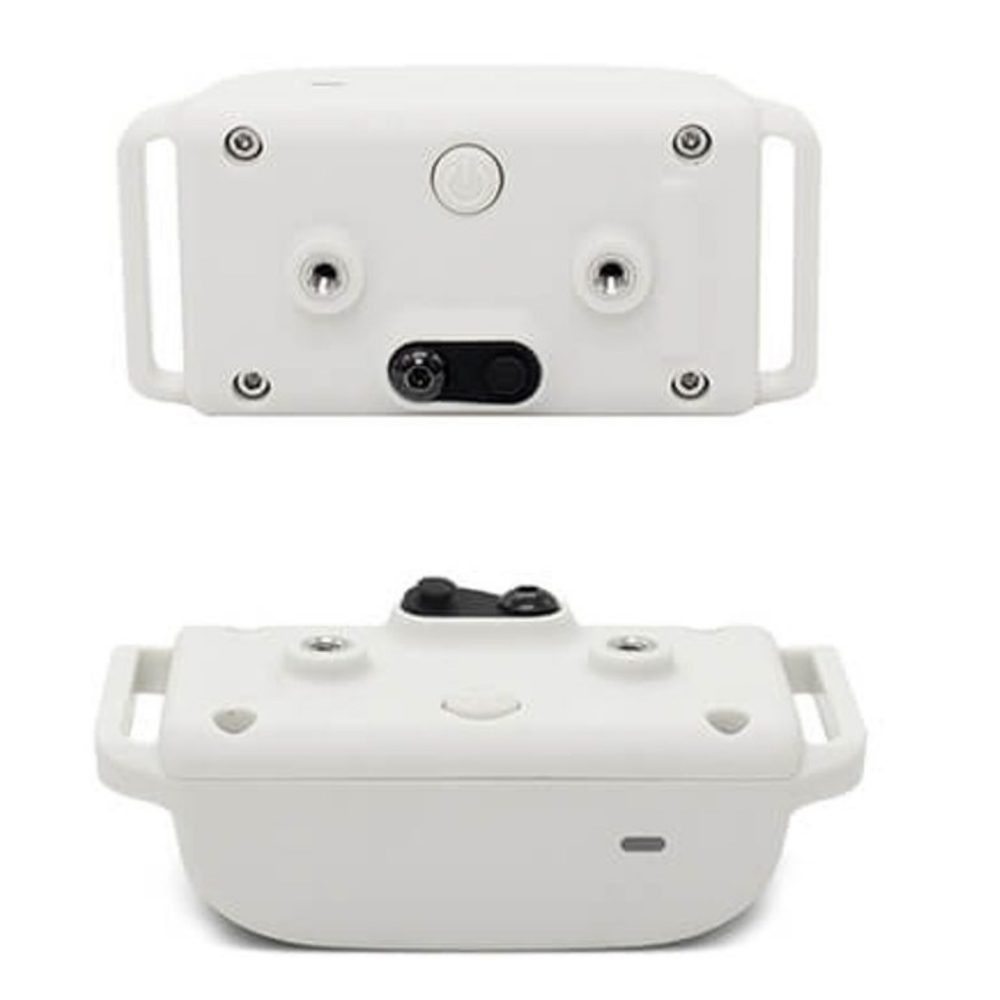 Patpet 690 | Elektronický výcvikový obojok - pre 1 psa.
  Nabíjací obojok Patpet 690 je výcvikový obojok s dosahom až 300 m, ktorý je vhodný pre základné aj profesionálny výcvik väčšiny psov.
 

 
 
Typ korekce:
Výcvikový obojok Patpet 690 ponúka 3 druhy korekcie.
 
Dosah obojku:
S výcvikovým obojkom Patpet 690 môžete trénovať vášho psa na vzdialenosť až 300 metrov.
 
Baterie a nabíjení:
Vysielač i prijímač sú opatrené dobíjacím akumulátorom.