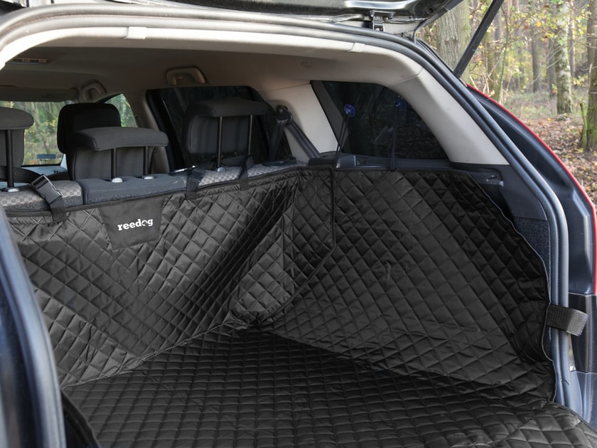 Car trunk cover for dogs - black - Car covers - Electric-Collars.com