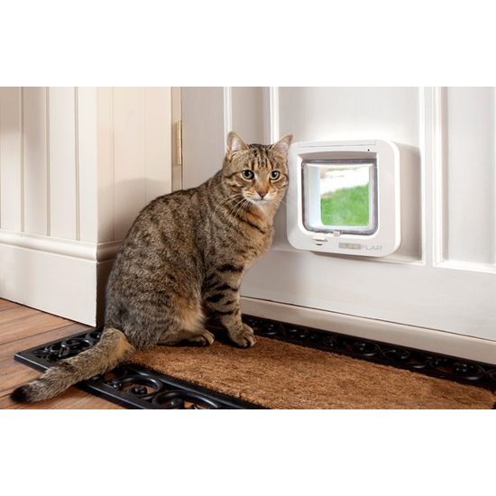 Puerta SureFlap con microchip para gatos