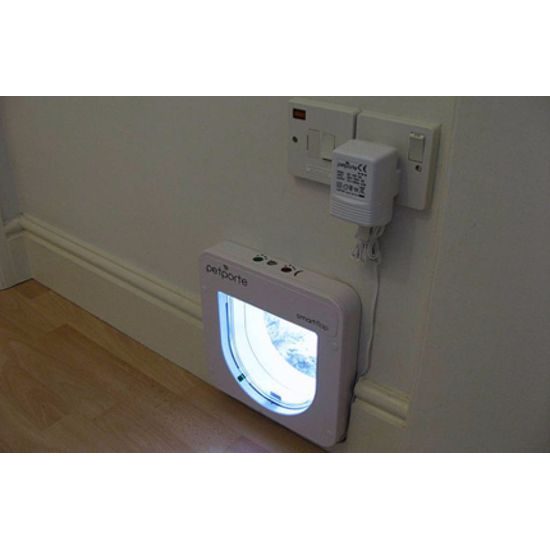 Smart drzwiczki PetPorte mikrochip, białe