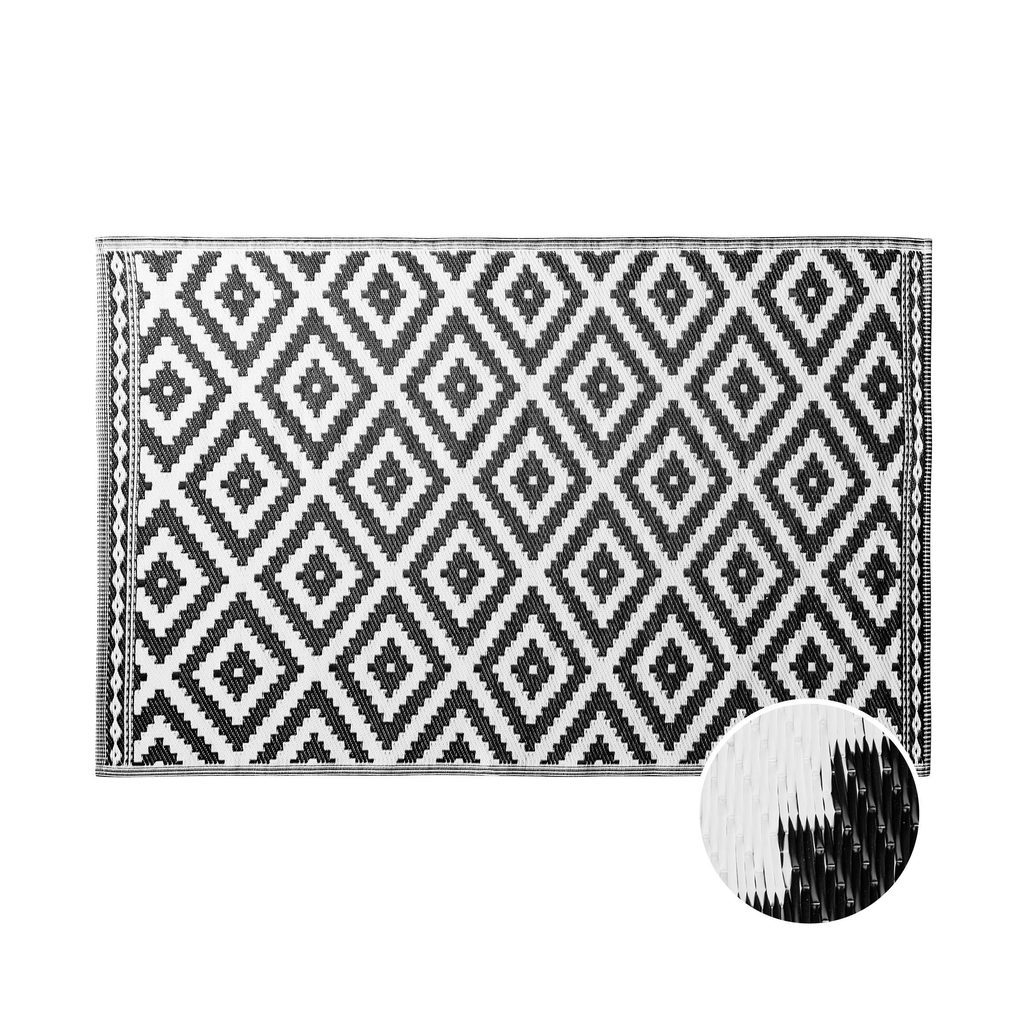 COLOUR CLASH kül- és beltéri szőnyeg fekete/fehér rombusz mintás 118x180 -  Kültéri szőnyegek - Butlers.hu