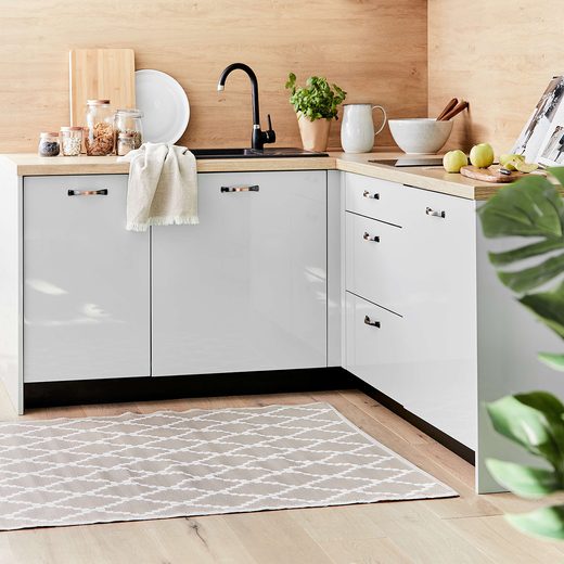 000000001000338258-2