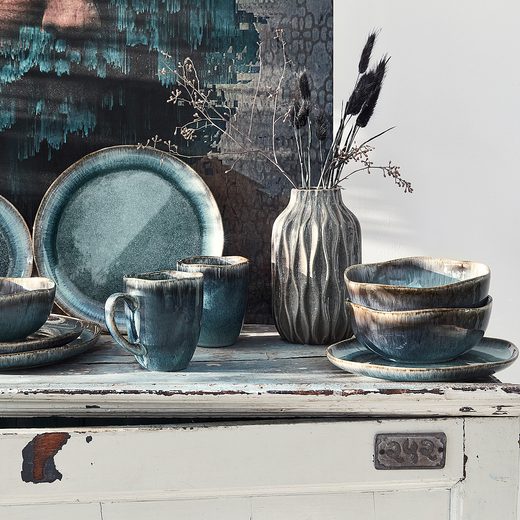 000000001000386131-8