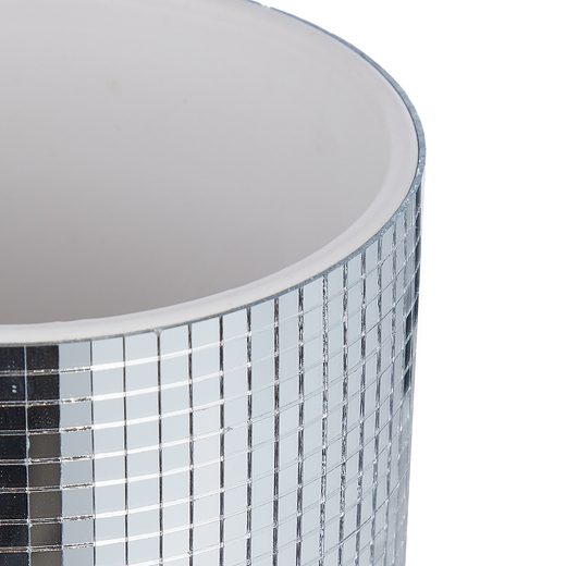 000000001000452173-2