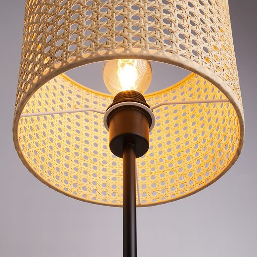 000000001000444046-3