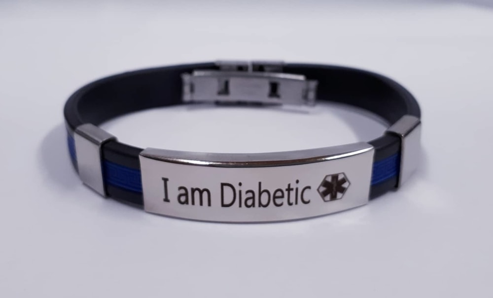 Levně Náramek "I am Diabetic" - modrý proužek