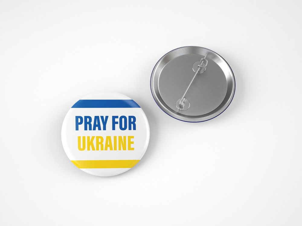 Levně Placka PRAY FOR UKRAINE rámeček